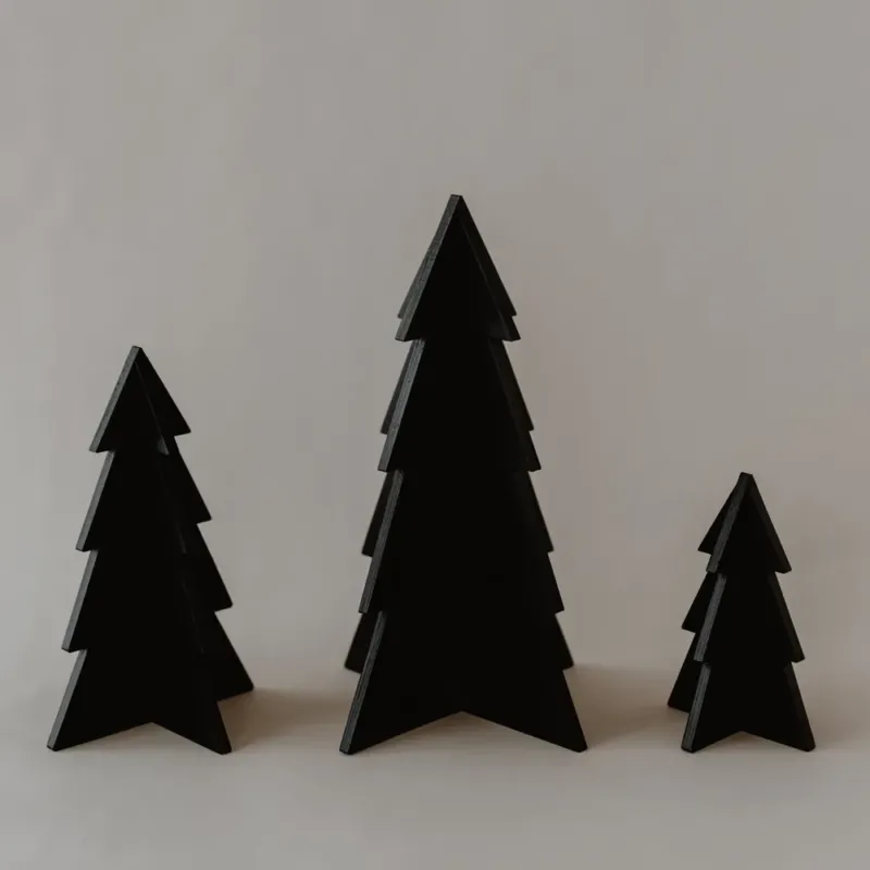 Eulenschnitt Tannenbäume im 3er Set aus Holz Schwarz